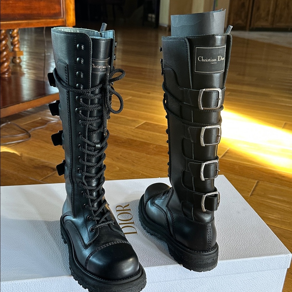 Auth. Dior Diorebel combat boot